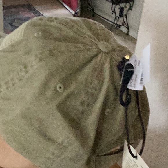 Stetson Olive Green Cap with Embroidered Flag - Picture 2 of 6